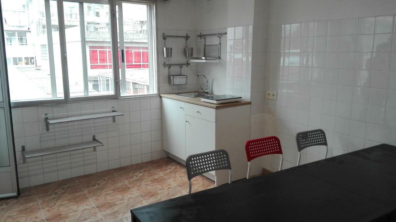 Albergue Lalin Centro Exterior foto